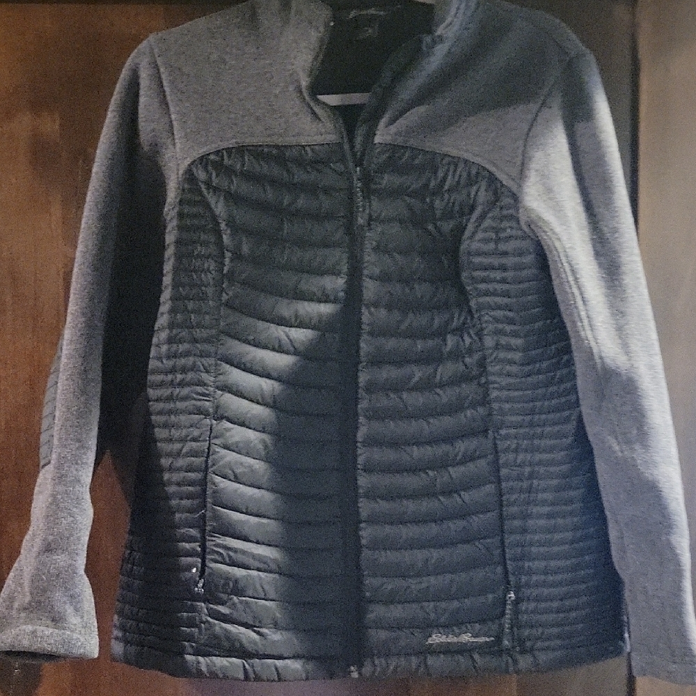 Eddie Bauer Women's Black and Gray Puffer Jacket